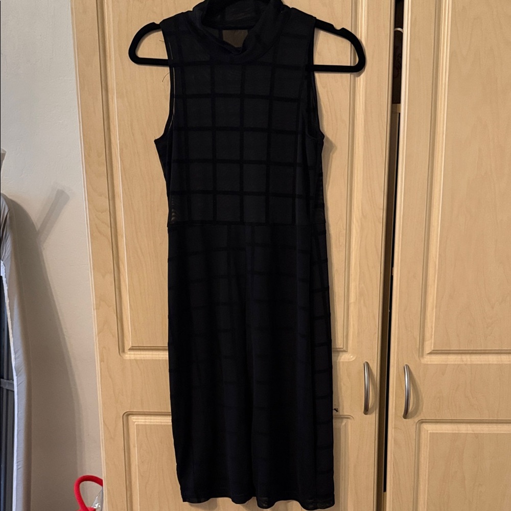 Elegant Black Sleeveless Dress
